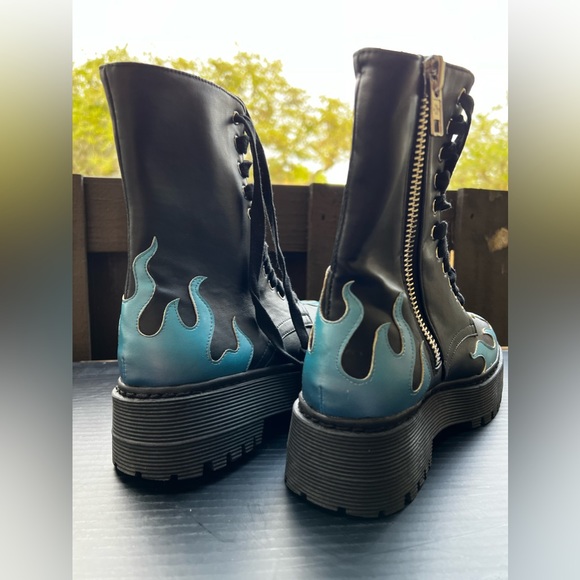 RARE! Dolls Kill Current Mood Blue Flame Combat Boots - Picture 3 of 16